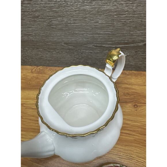 Royal Albert Ruby Celebration Ribbon Collection Christmas Teapot 7” - Picture 10 of 13